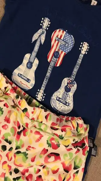 THE GUITAR MAGLIETTA 2 ANNI