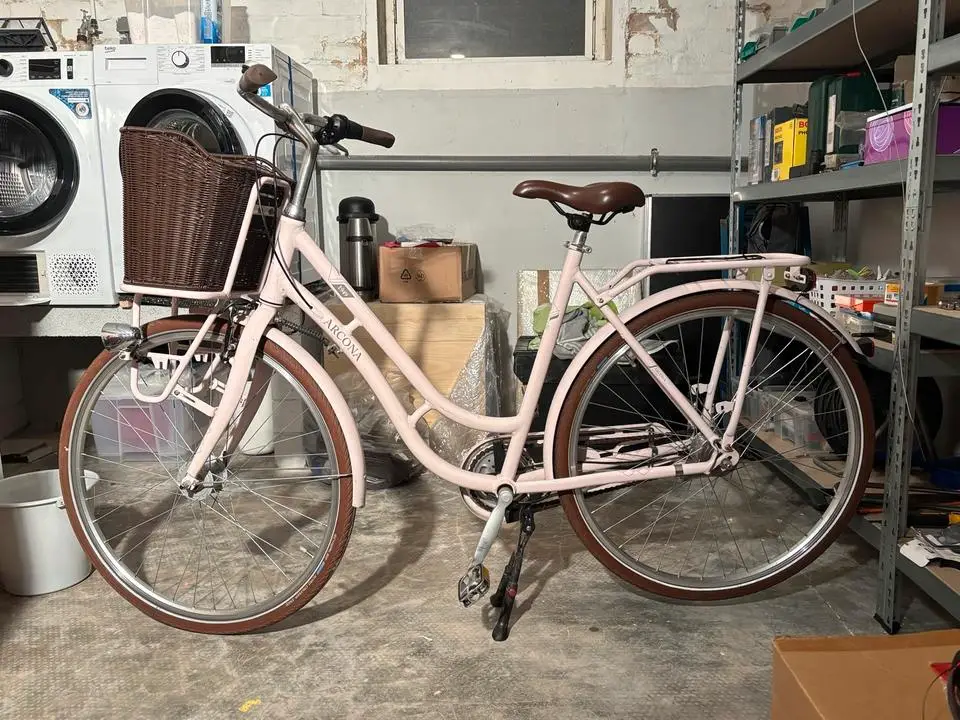 City-/Tourenrad Damen 28 Zoll Hollandrad Neuwertig Nabenschaltung