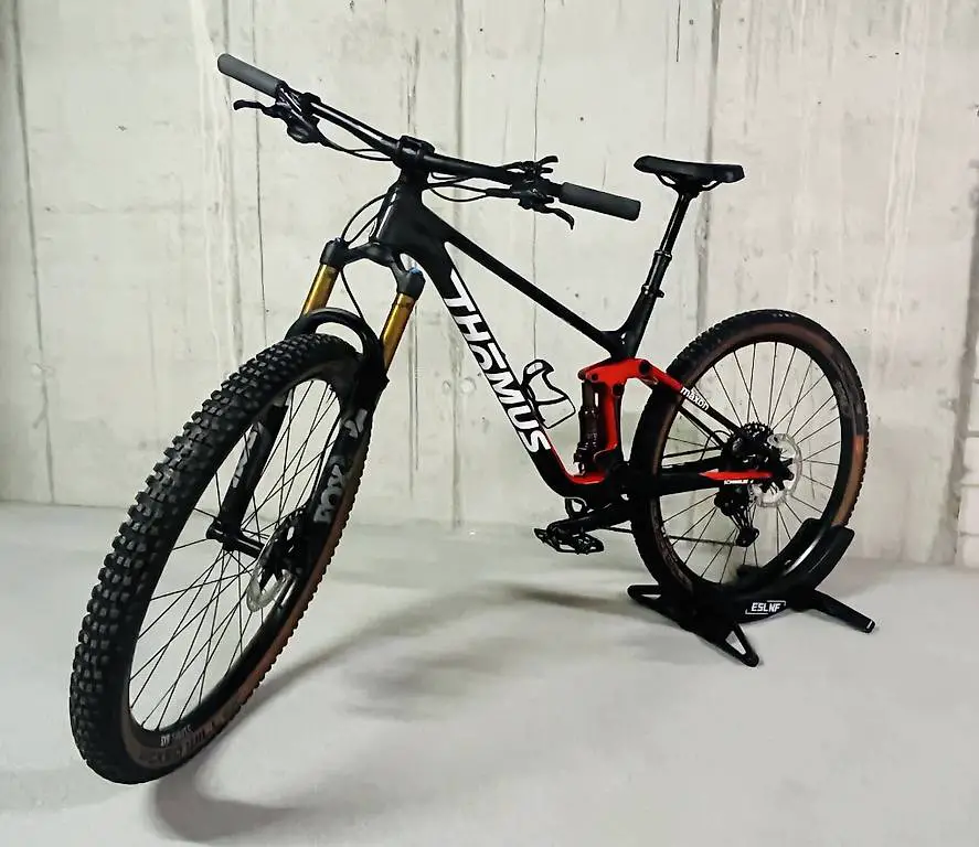 Thömus Lightrider R3 Worldcup M team rot XT