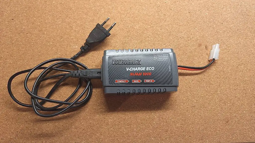 Schnellladegerät (Preis ist verhandelbar)