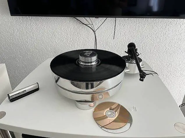Highend Plattenspieler Transrotor MAX 9Zoll Version AV1