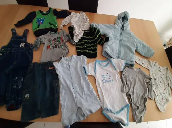 K..72) Kinderkleiderset Jungs Gr. 74