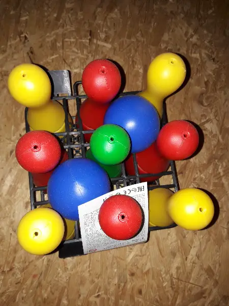 Diverse Kinderfahrzeuge und Spielsachen zu verkaufen