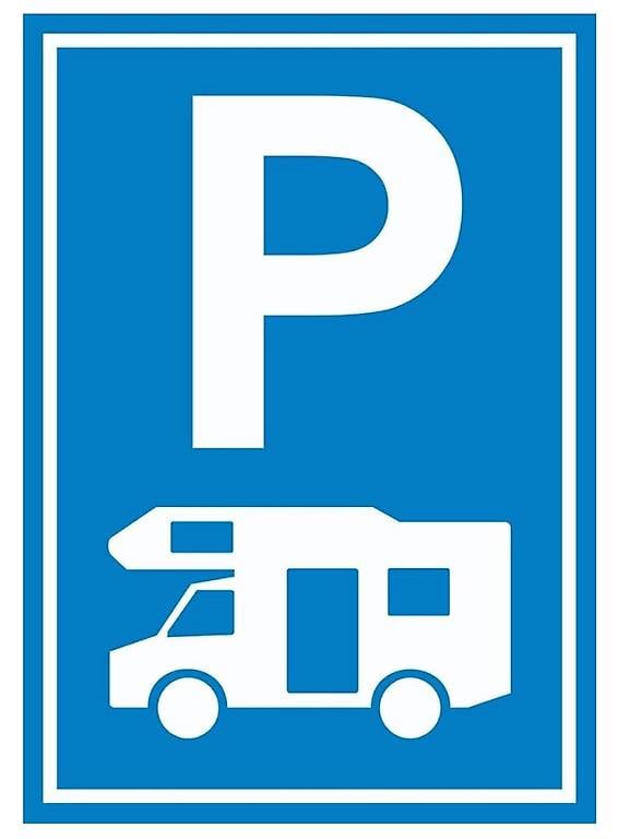 Wohnwagen Camper Parkplatz Abstellplatz