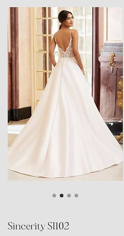 Wunderschönes Brautkleid Grösse 36 und Schleier