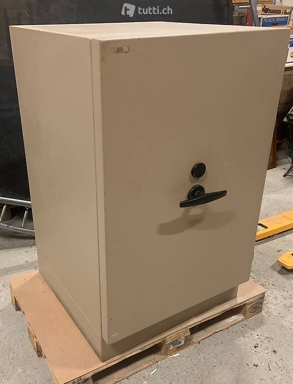 cassaforte antifuoco a 10 punti di chiusura