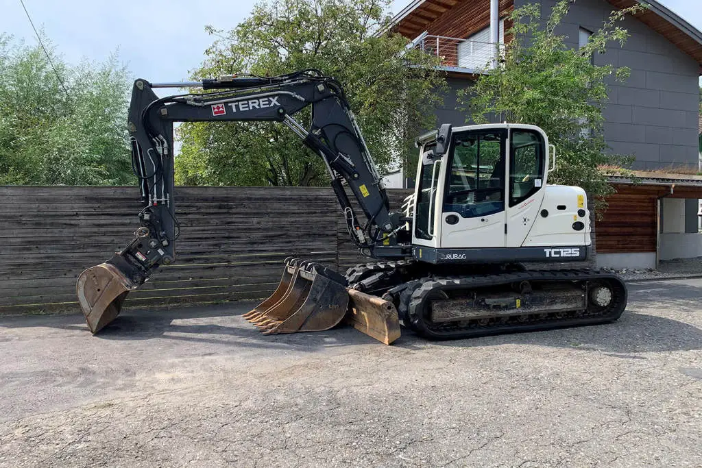 terex bagger tc125