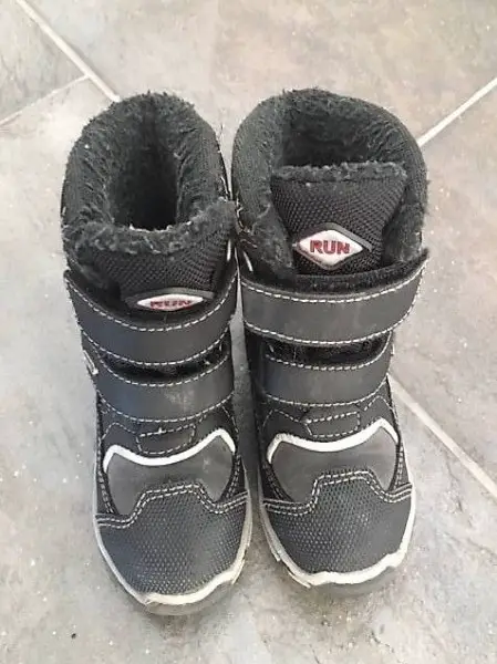 Kinder Kind Baby Stiefel Gr. 23 gut erhalten