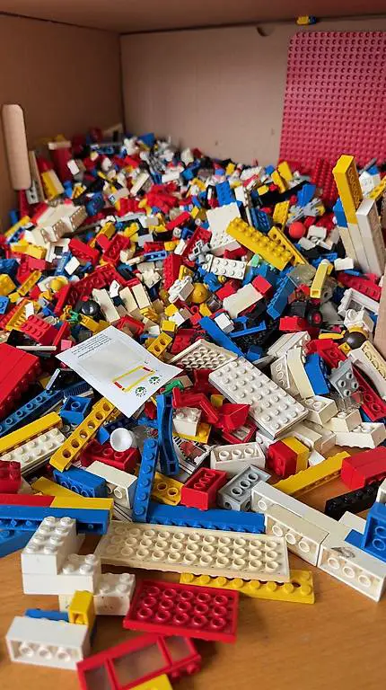 LEGO
