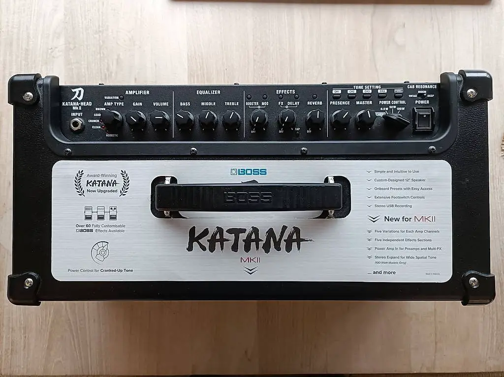 Boss Katana Head MKII - 100 w