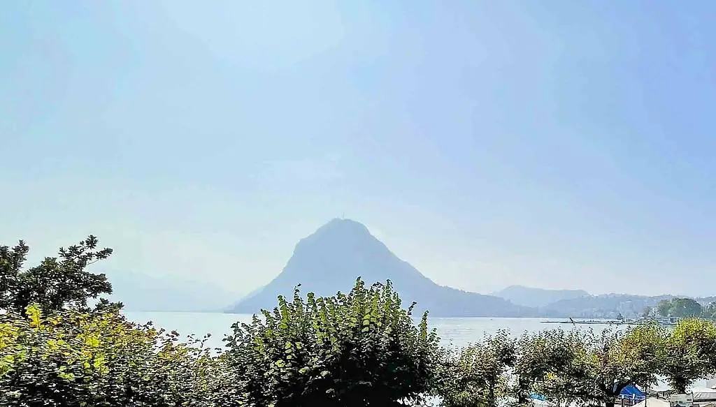 golden view apartment - eleganza e tranquillità sul lago