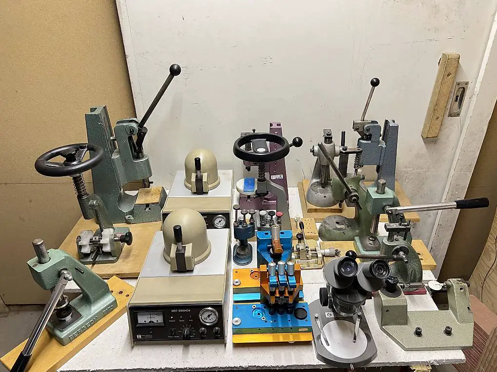 Liquidation OUTILS Horloger