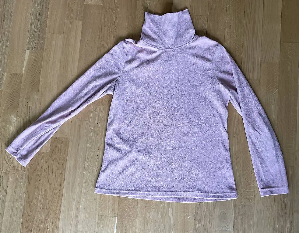 rosa Infinity Rollkragenpulli, leichter Plüsch, M