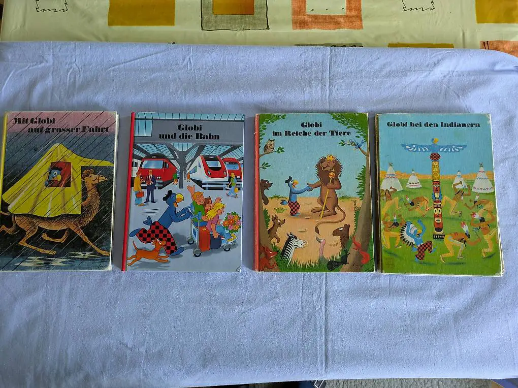 4 Globi-Bücher, gebrauchter Zustand