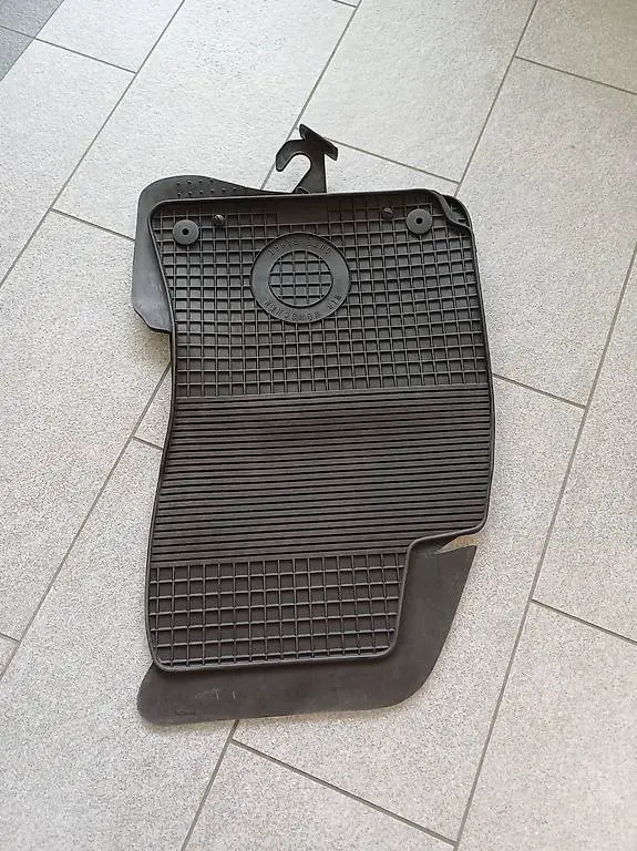 Gummifussmatten vierteilig VW Passat Modelljahr 2004 - 2006