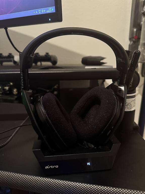 Gaming Setup Micro, Headsets und Lenkrad