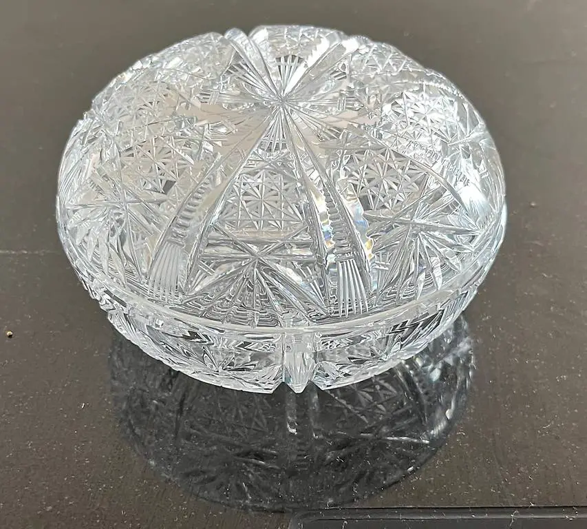 Kristallglas, Kugel-Schatulle