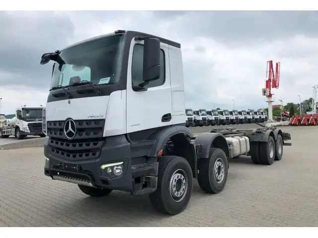 MERCEDES-BENZ, Mercedes-Benz AROCS 4451 Fahrgestell, Chassis-Kabine