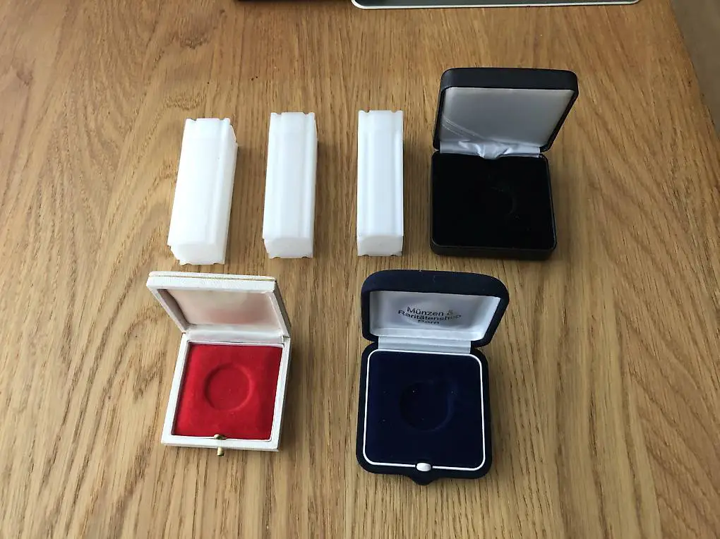 Schatullen und Etuis für Goldvreneli