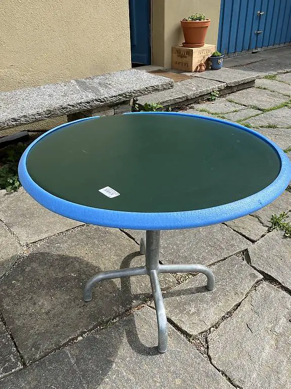 Schaffner Beistelltisch grün, neu