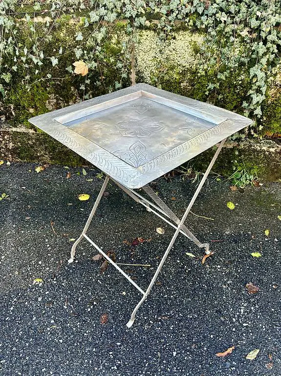 Beistell Tisch / Deko Ständer 56.5x56.5cm H ca. 75cm