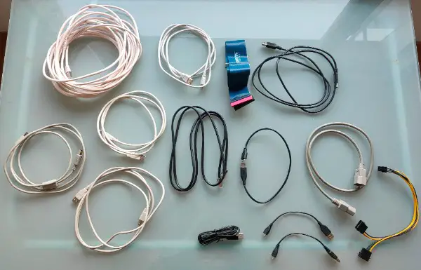 14 Computer-PC-Scanner-Handy-Smartphone-Lade-Stromkabel Konvolut