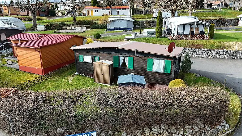Sommerresidenz (Tiny House) auf dem Panorama-Camping Aeschi