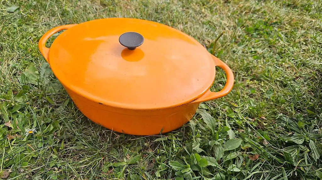 Pentola ovale in ghisa arancione Couisances