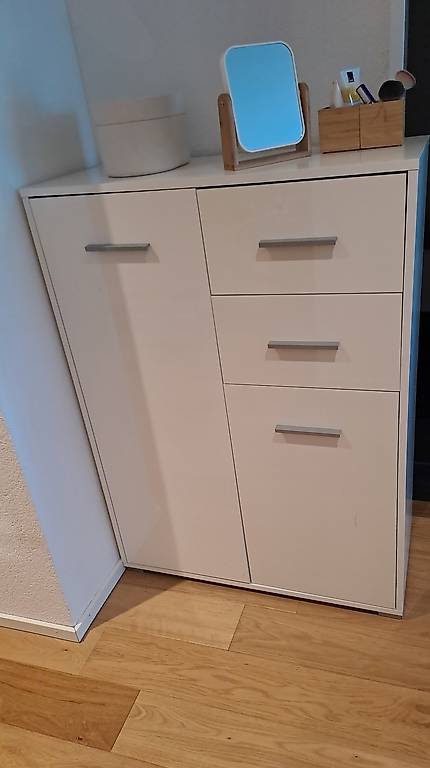 Beistellmöbel weiss hochglanz