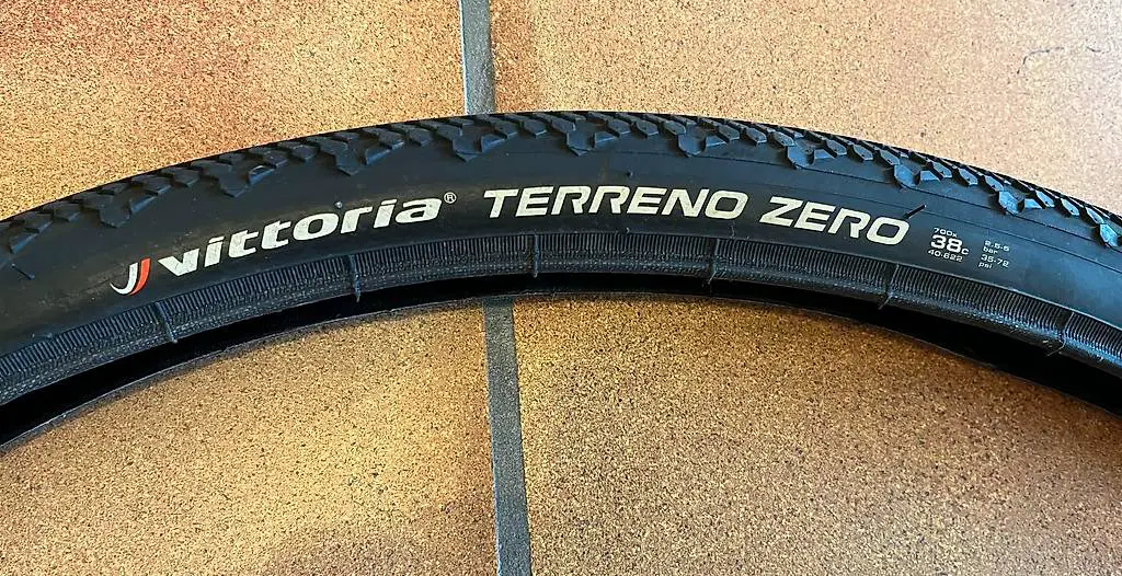 Vittoria Terreno Zero / 700x38c bzw. 40-622