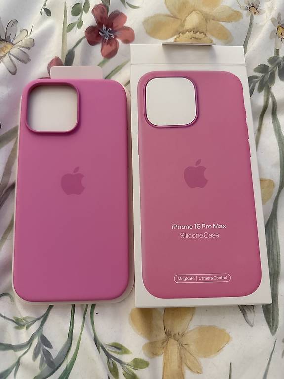 iPhone 16 Pro Max original case MagSafe Apple