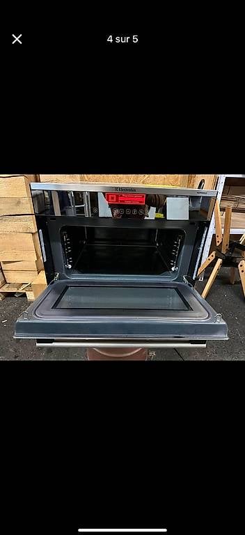 Electrolux EBCSL9 cn Micro-ondes-Fours Chrome encastrable