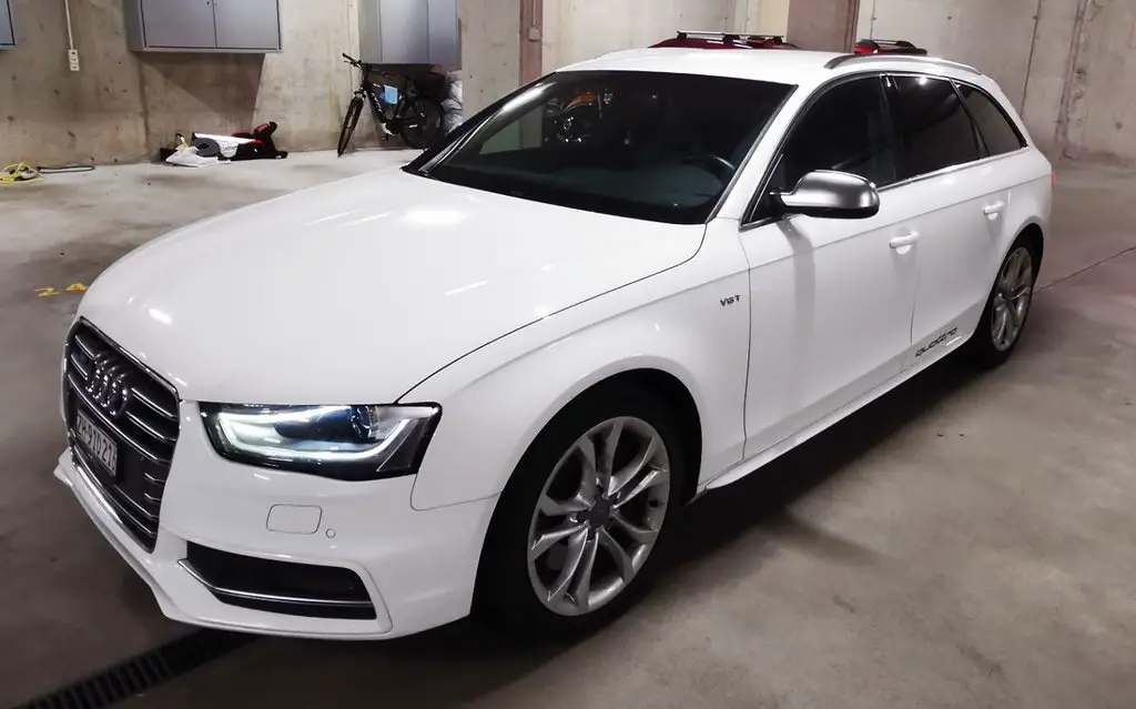 AUDI S4 Avant 3.0 V6 TFSI quattro S-Tronic