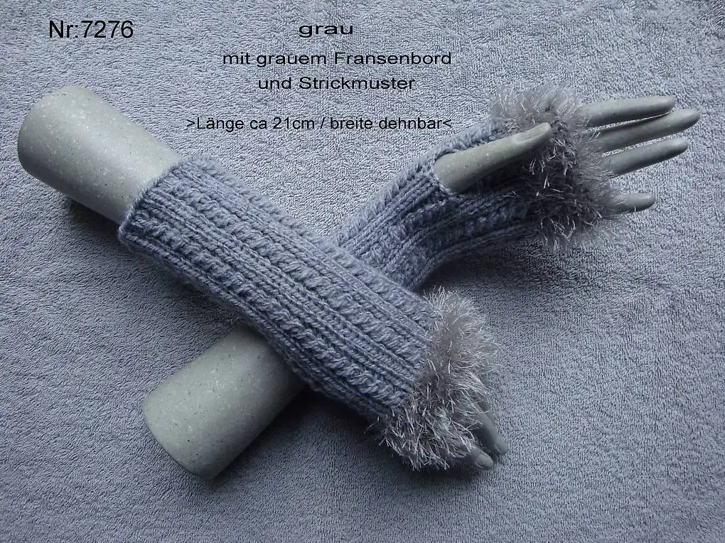 Pulswärmer mit Daumenloch, Fransenbord und Strickm. /Auswahl