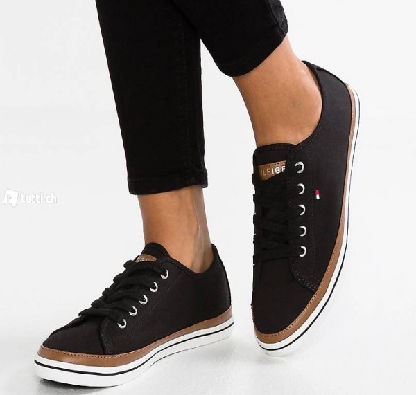 41 NEU Tommy Hilfiger Damenschuhe Komfort + Style