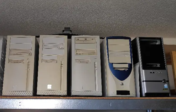 Diverse alte PC`s für Bastler oder Sammler