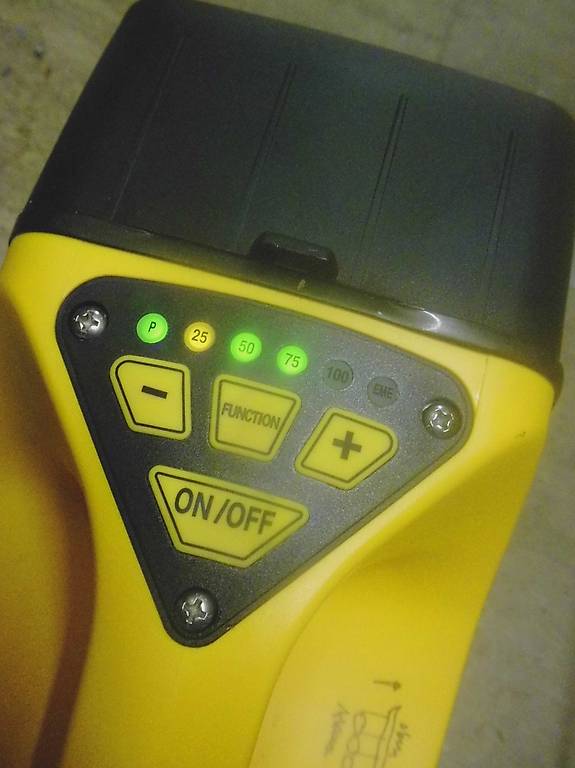 Notlampe Handlampe Halogenlampe Flash-Leuchte GIFAS