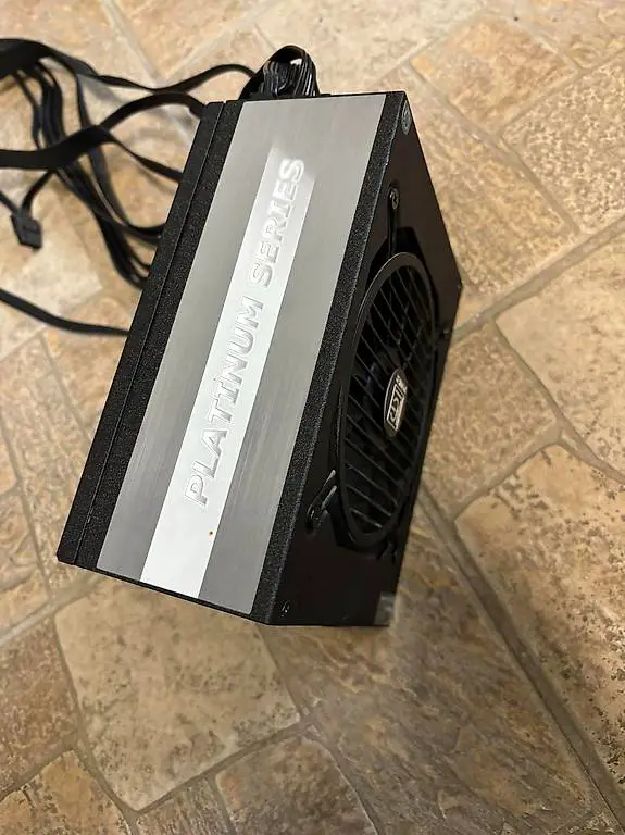 1200 Watt LC Power Platinum Netzteil