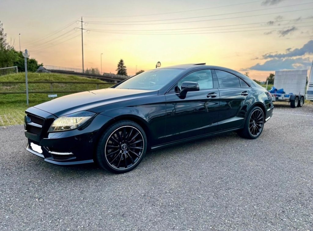 mercedes-benz cls 500 v8 blueef 4matic