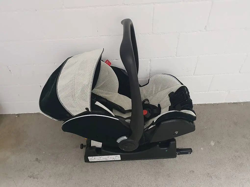 RECARO Young Profi plus inkl. ISOFIX Basis 2/2