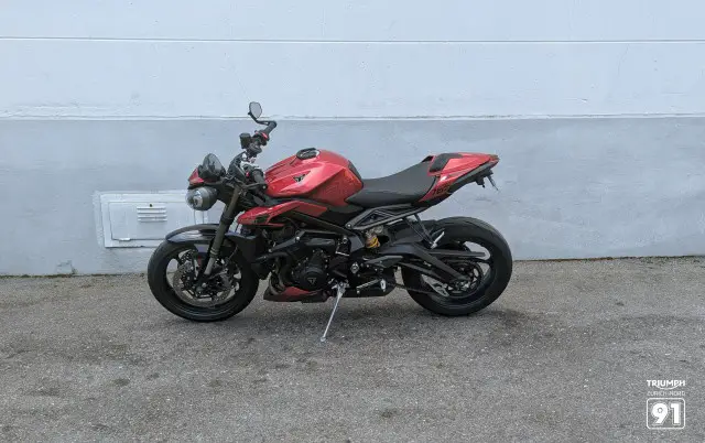 triumph street triple 765 rs