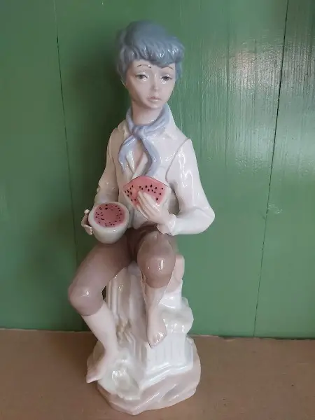 Vintage Spain, Porzellan, Jüngling mit Wassermelone