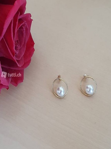 Clous d"oreilles Gold Filled 14 carats perle white Swarovski