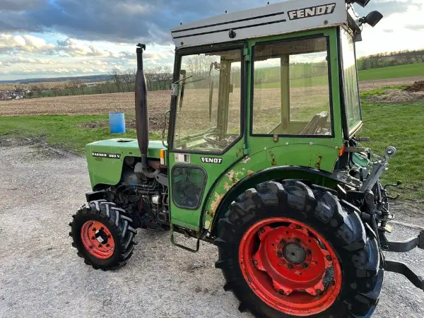 Fendt Weinbergtraktor