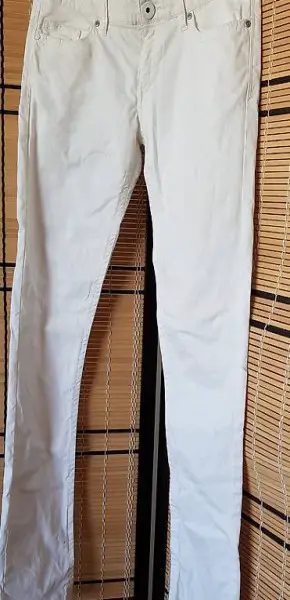Jeans Hose, Gr. 36, weiss, NEU