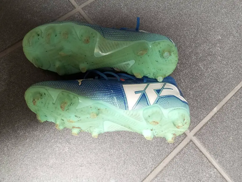 Fussballschuhe Mädchen Puma Gr. 35