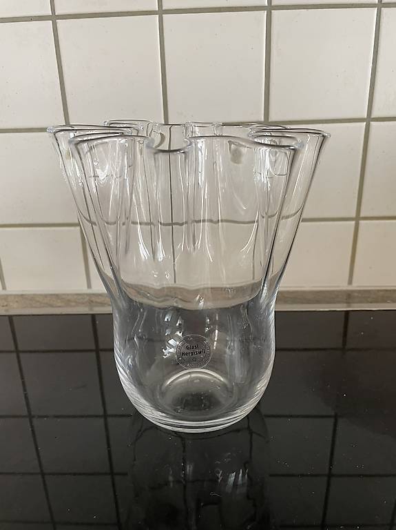 glasi hergiswil vase nuvola und corona