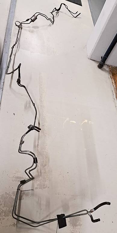 Chevrolet Corvette C4 TPI Benzinleitung komplett top Zustand