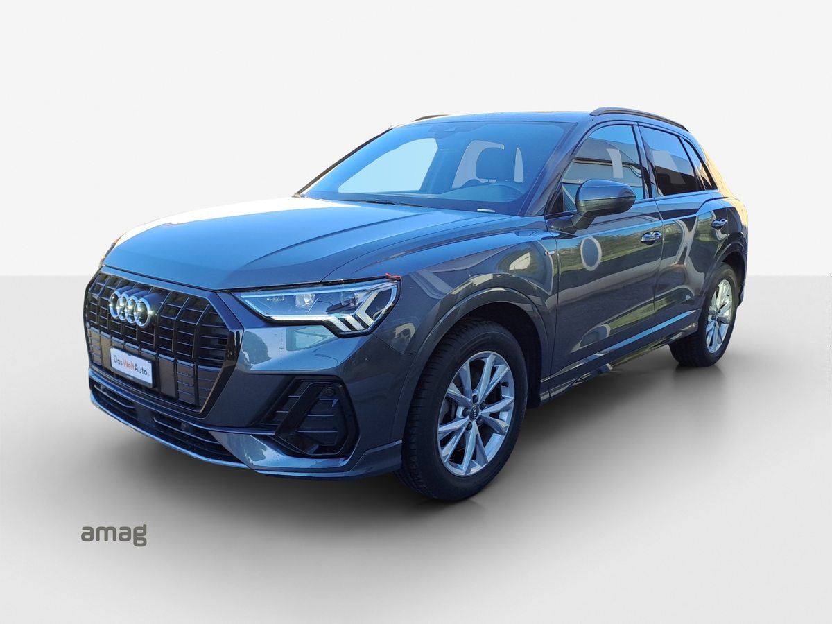 AUDI Q3 40 TDI S line Attraction
