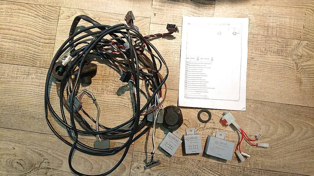 Kabelsatz Kabelstrang Anhängerkupplung Ford Mondeo Mk3 III